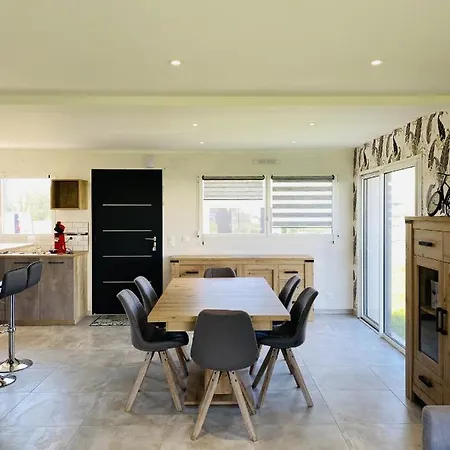 Tenat Er Vorc'h, Grande Maison Neuve, Wifi, Ferienhaus *